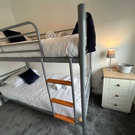 Light And Spacious Highcross Apartment Poulton-le-Fylde Экстерьер фото