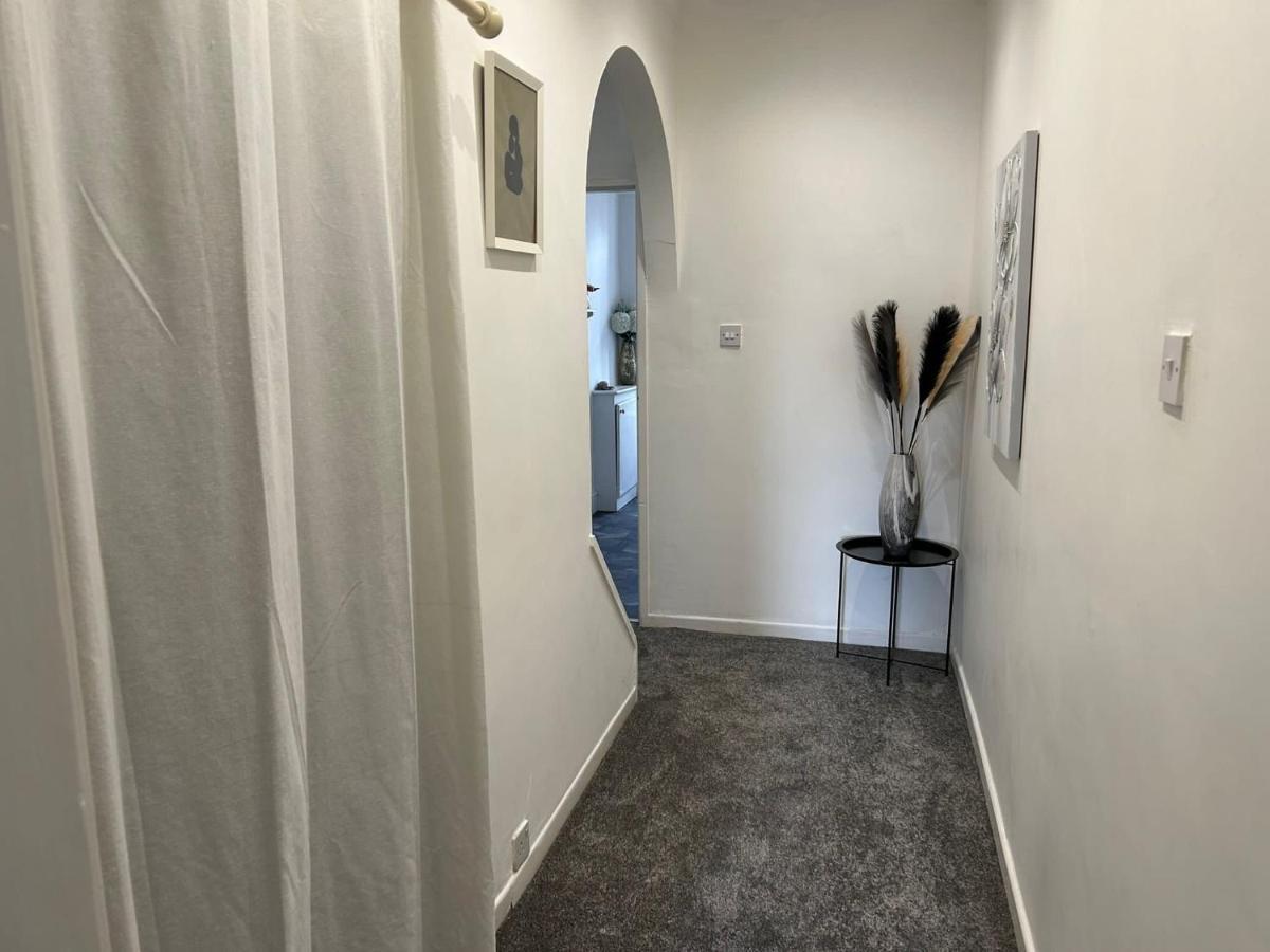Light And Spacious Highcross Apartment Poulton-le-Fylde Экстерьер фото