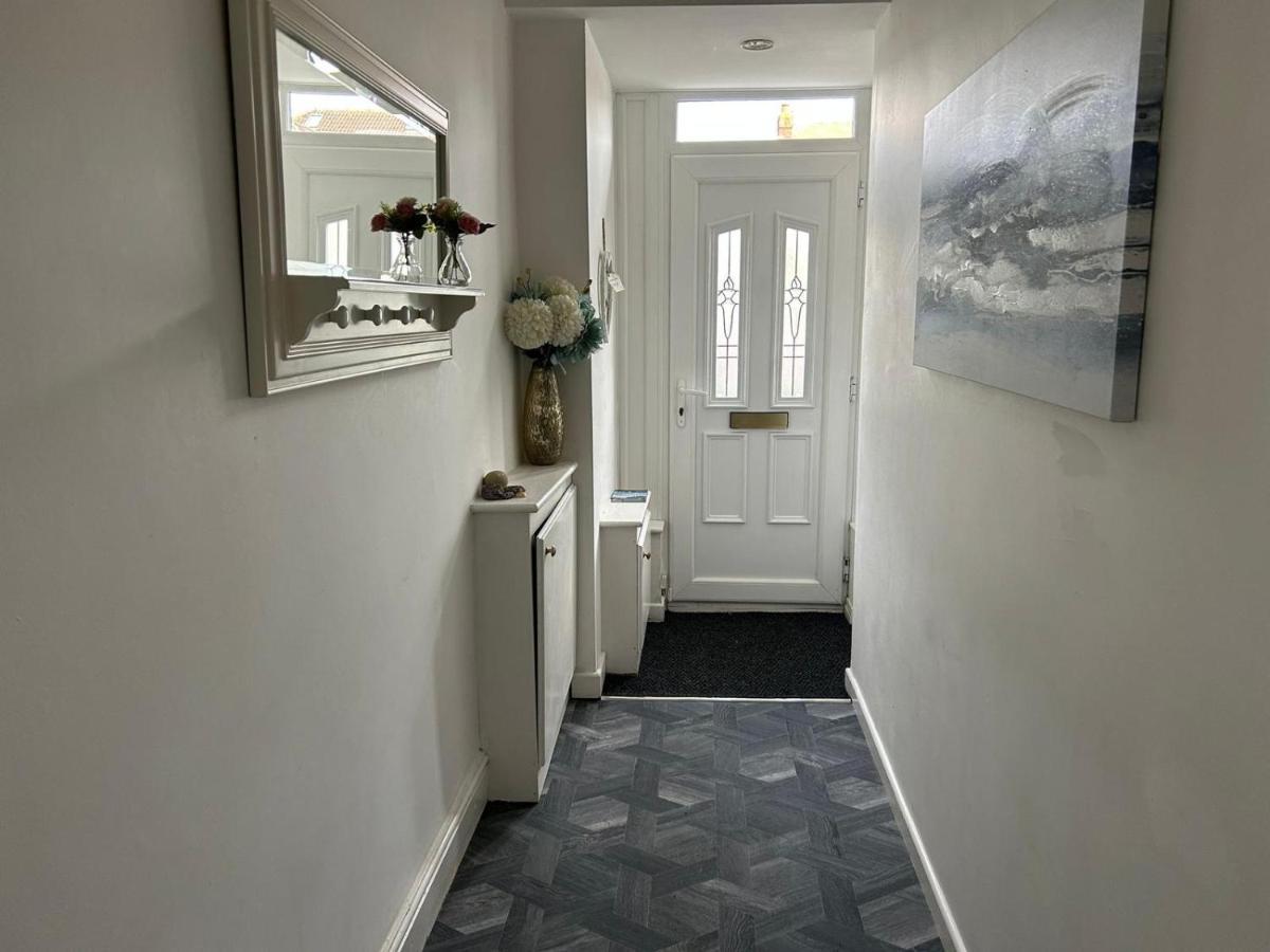 Light And Spacious Highcross Apartment Poulton-le-Fylde Экстерьер фото