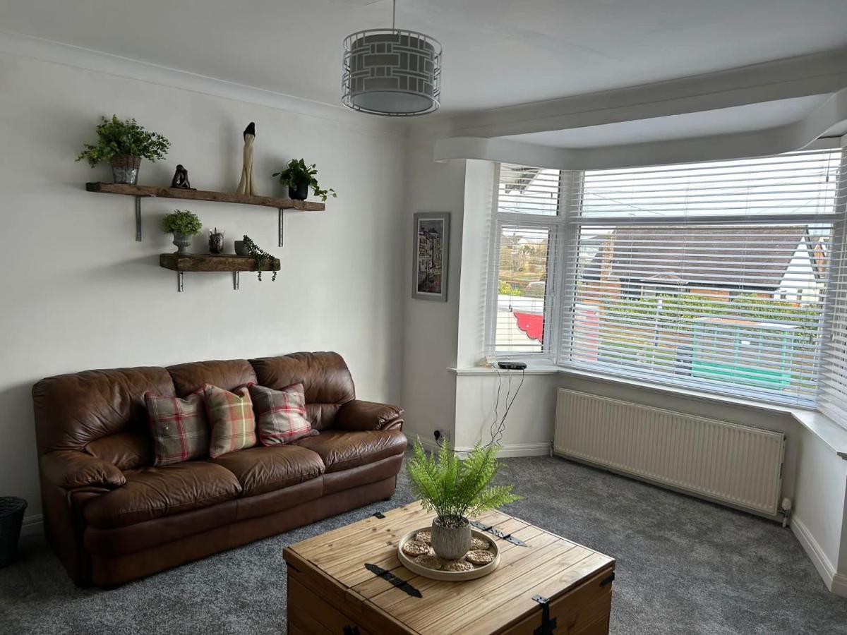 Light And Spacious Highcross Apartment Poulton-le-Fylde Экстерьер фото