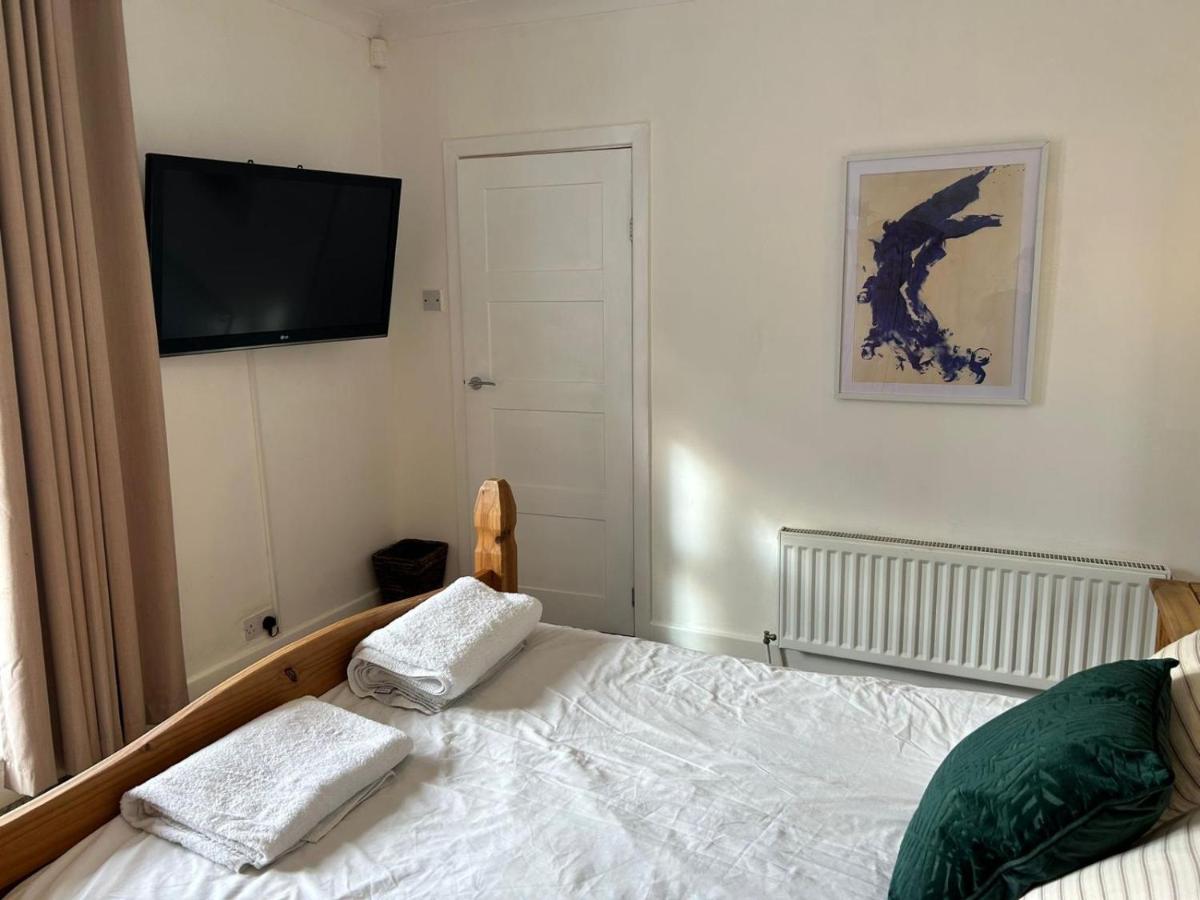 Light And Spacious Highcross Apartment Poulton-le-Fylde Экстерьер фото