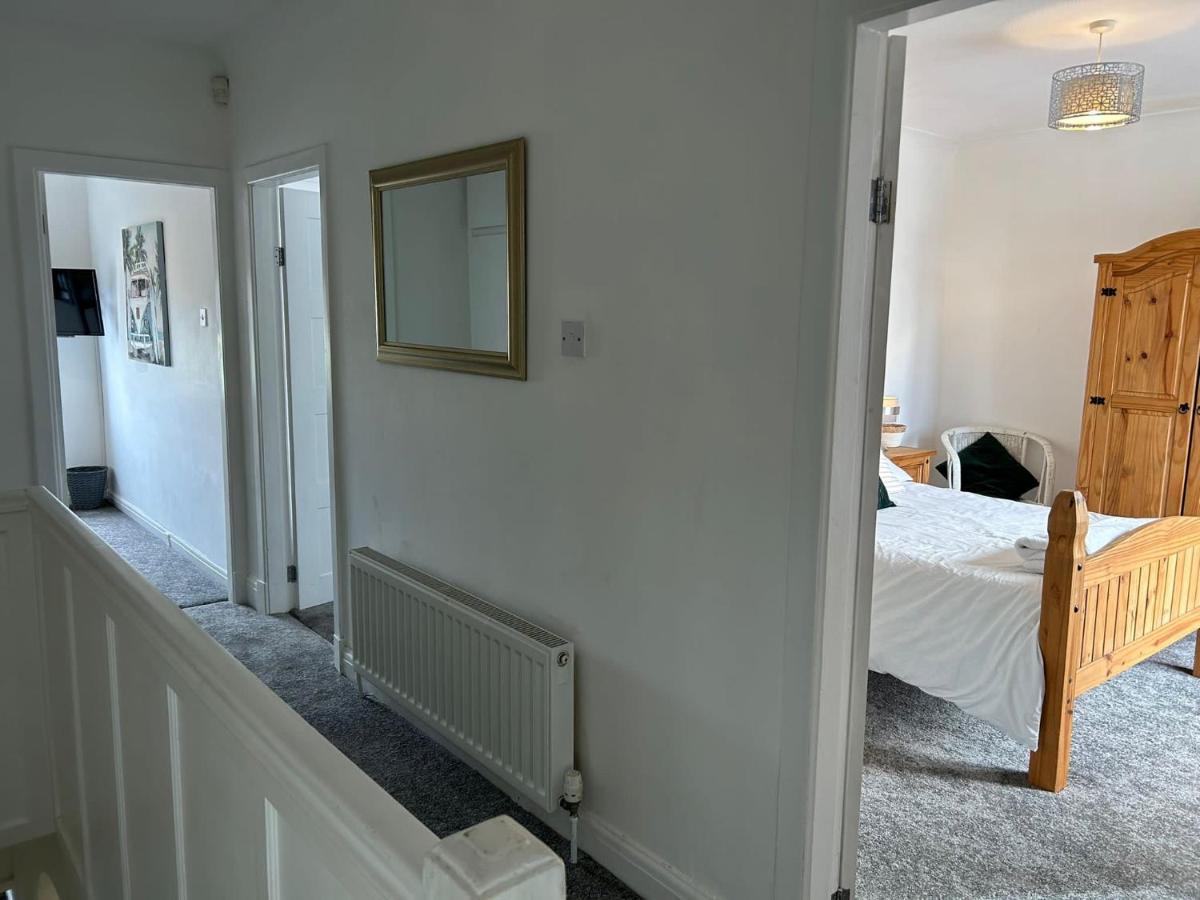 Light And Spacious Highcross Apartment Poulton-le-Fylde Экстерьер фото